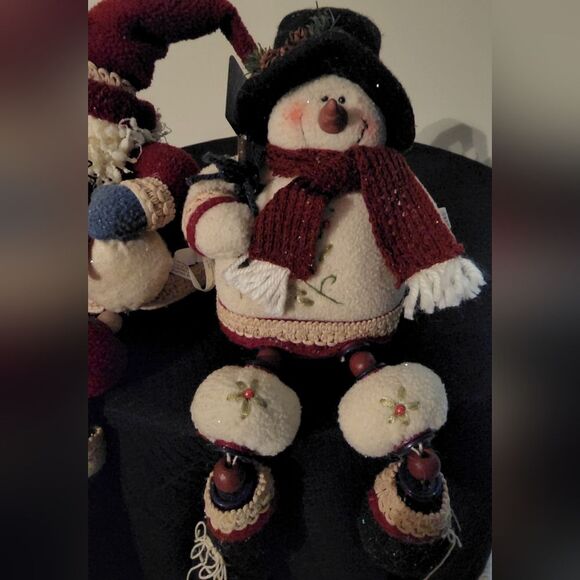 Set of 2 - Plush Santa & Snowman Sitting with Dangle Legs (Beads and Buttons) - Picture 2 of 7